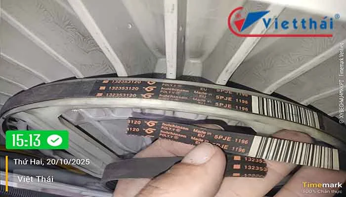 Dây curoa máy giặt bị đứt Việt Thái tặng khách hàng 1 cộng dây curoa chính hãng khác