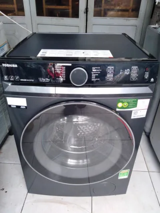 Máy giặt sấy Toshiba Inverter giặt 12.5 kg/sấy 8 kg Model TWD-BM135GF4