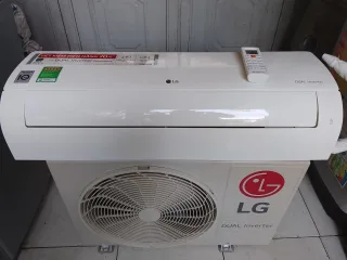 Máy Lạnh LG Inverter 1,5 HP Mới 95%